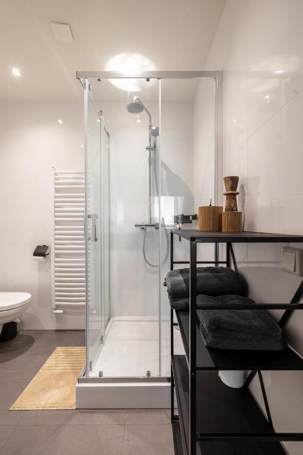 Madrid Suites Μάαστριχτ Εξωτερικό φωτογραφία